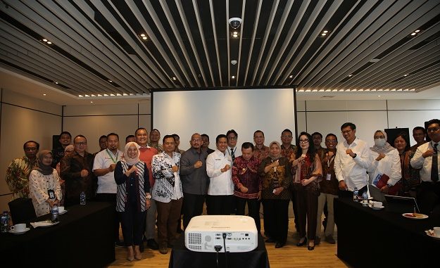 Hadiri Undangan Kemenko PM_web a